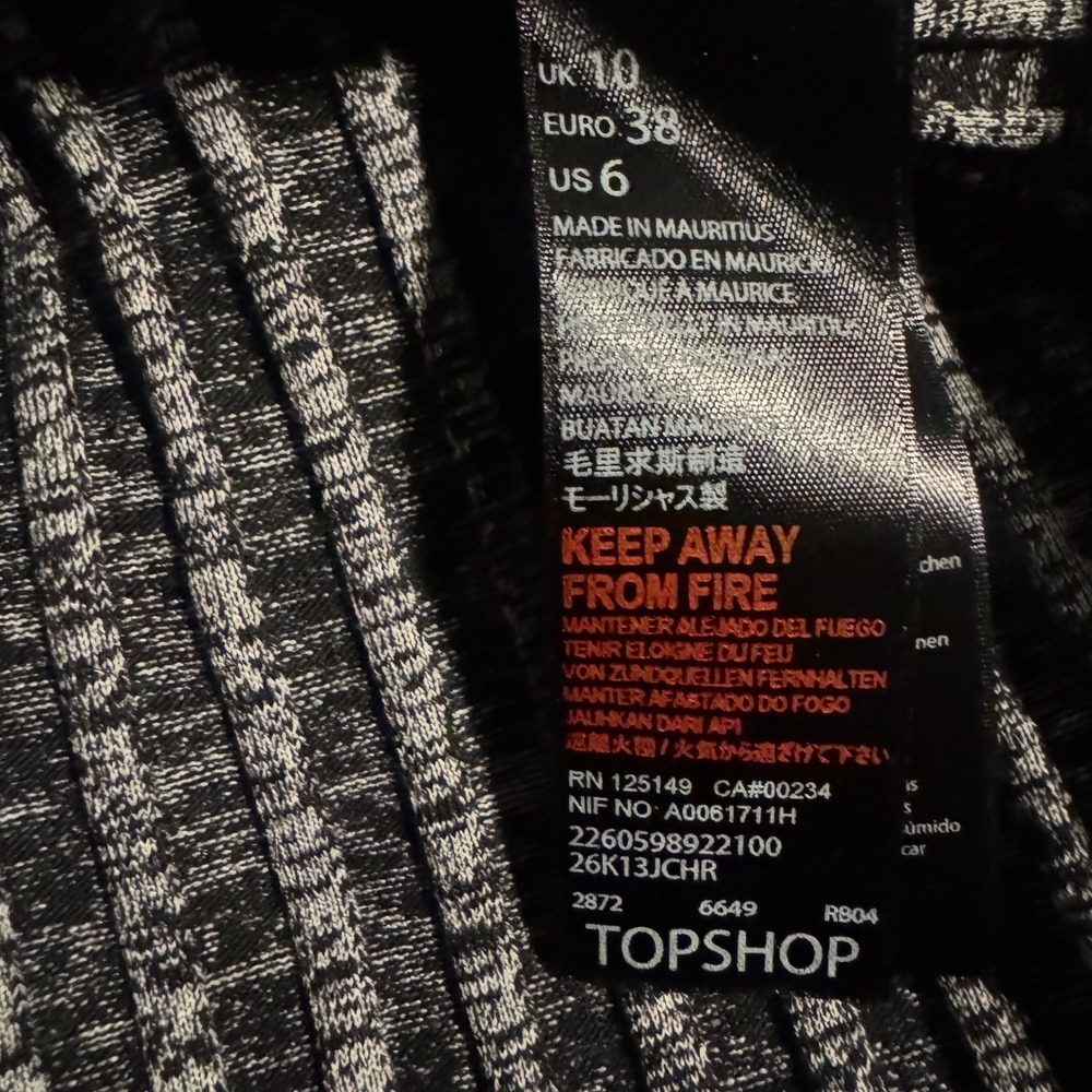 NWT Top shop Petite Ribbed Knit Midi Skirt Charcoal Grey Side Slit US 6 - Picture 7 of 7